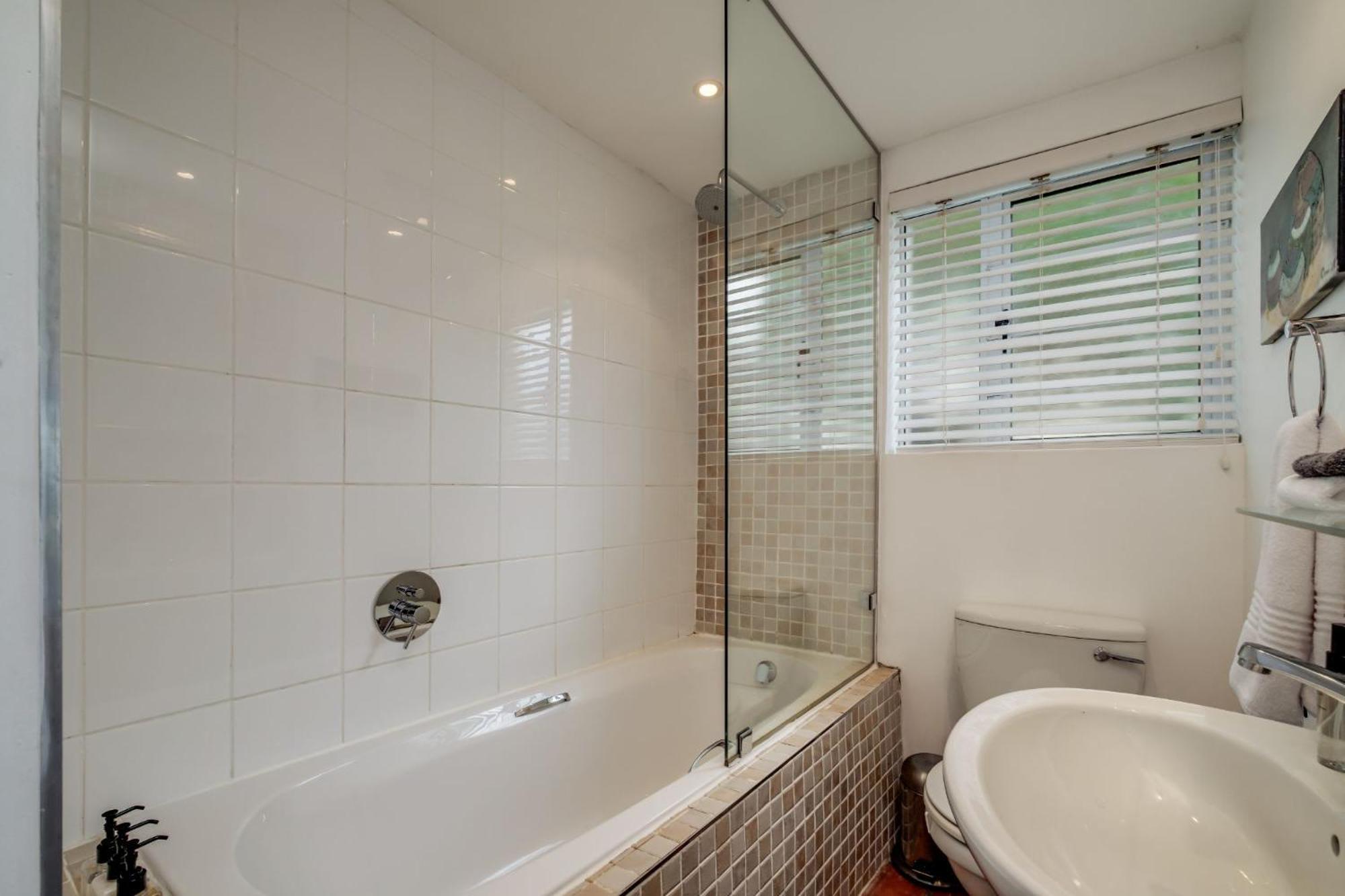 Camps Bay Terrace Palm Apartment