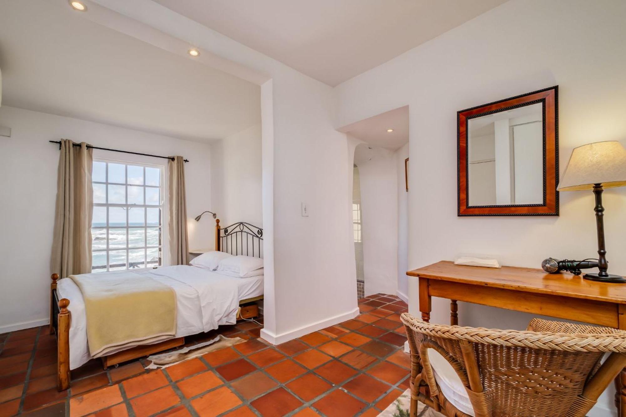 Apartment Camps Bay Terrace Palm Cape Town