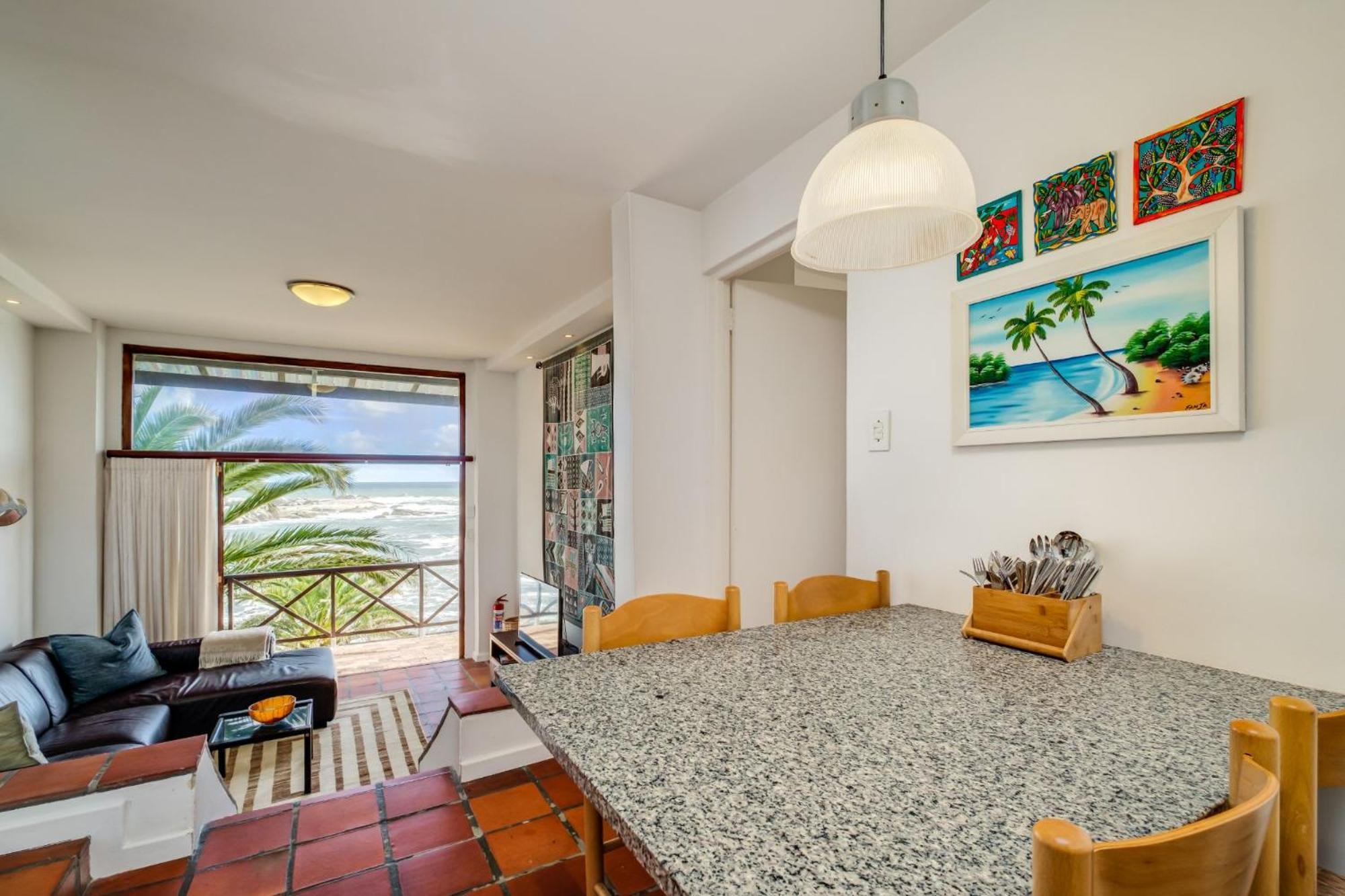 Camps Bay Terrace Palm Apartment