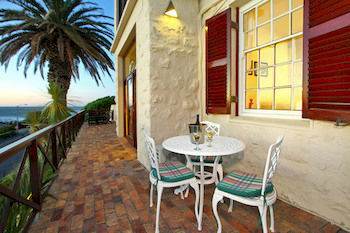 Camps Bay Terrace Palm * Cape Town